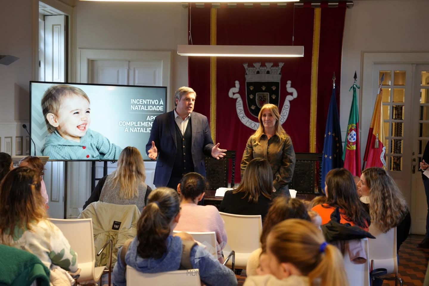Município de Mondim de Basto investe 88 mil euros no apoio à natalidade em primeira entrega de 2025
