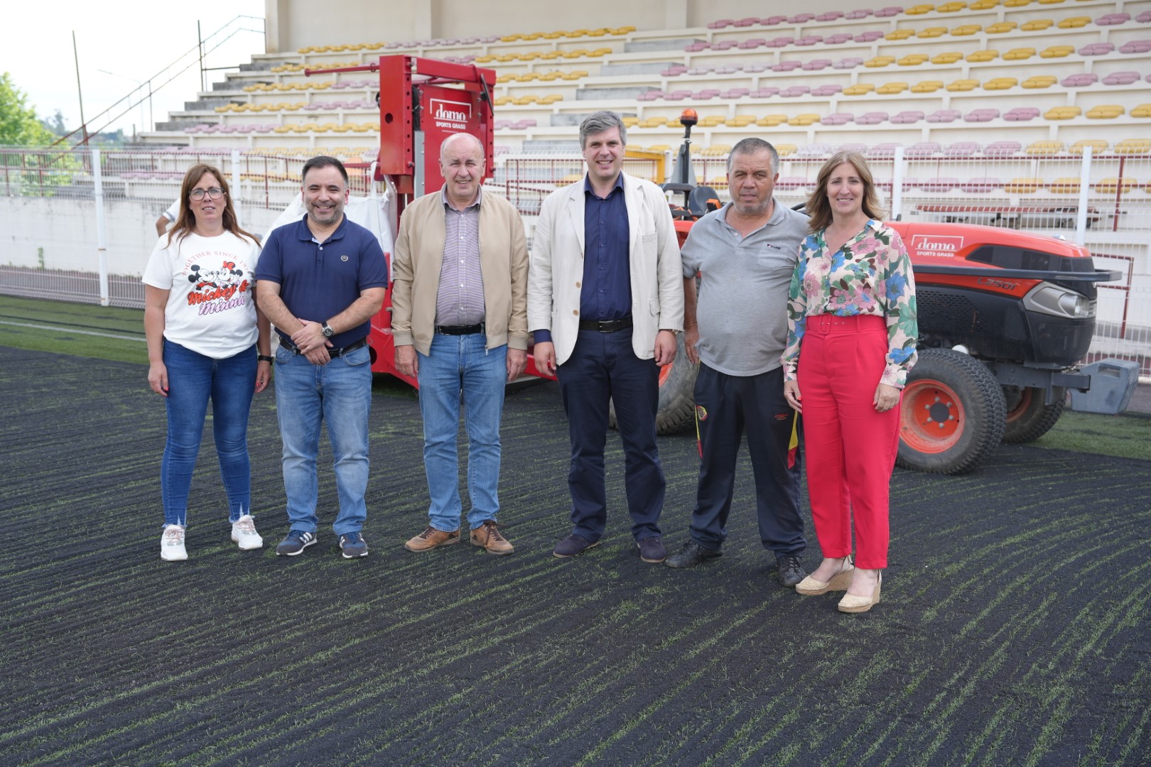Substituição de relvado sintético