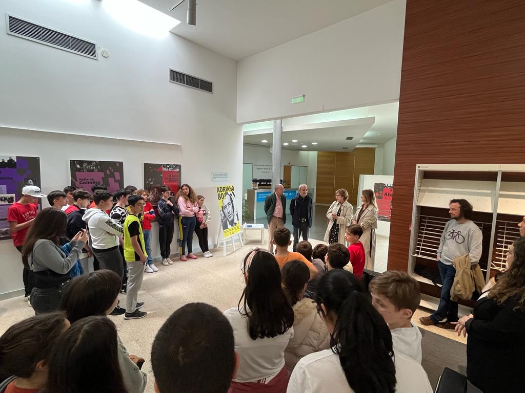 Exposição Adriano Correia de Oliveira